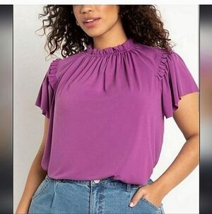 Eloquii 22/24 flutter sleeve blouse